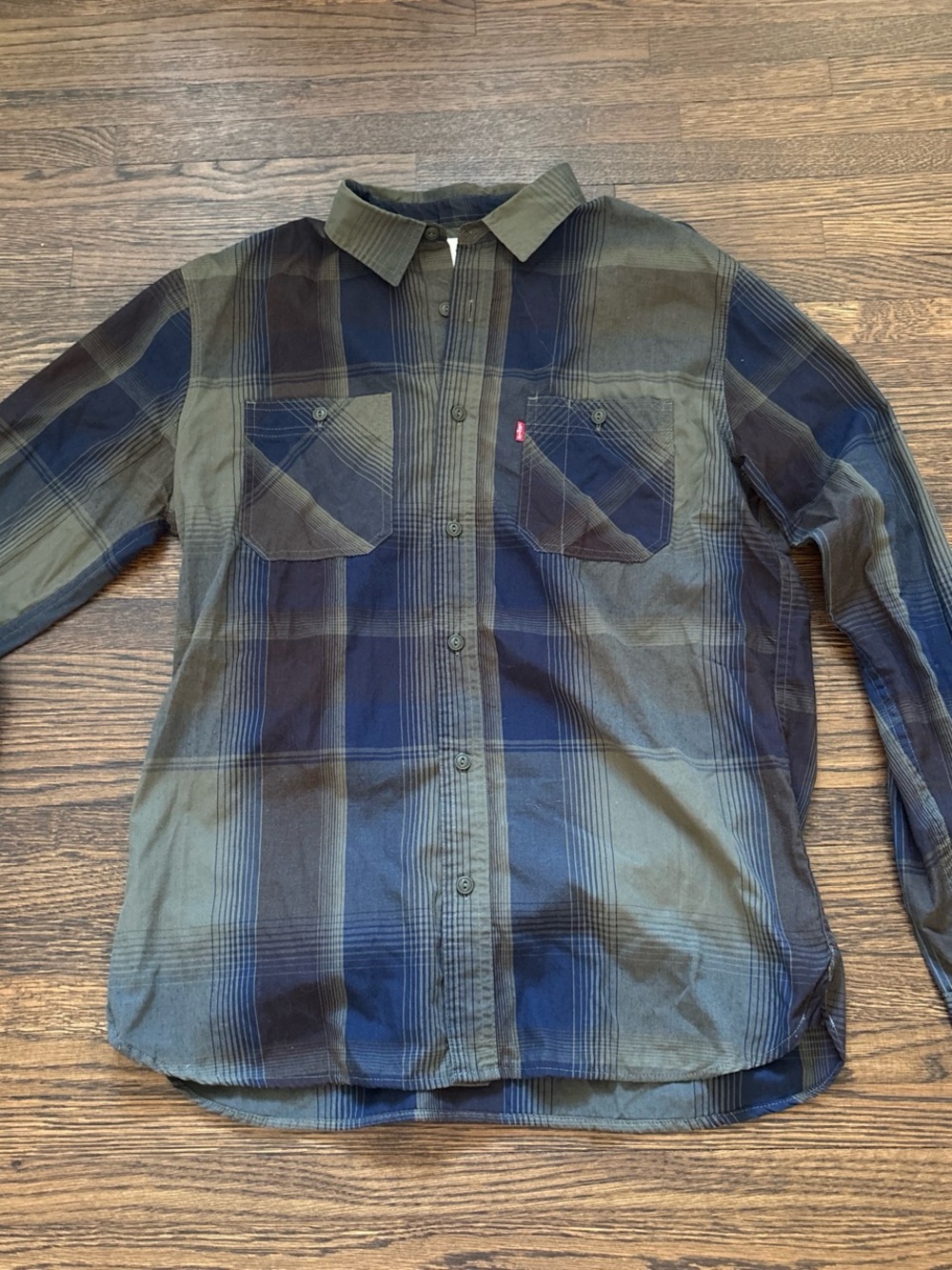 Levi's Olive Green & Navy Plaid Button-Down Shirt